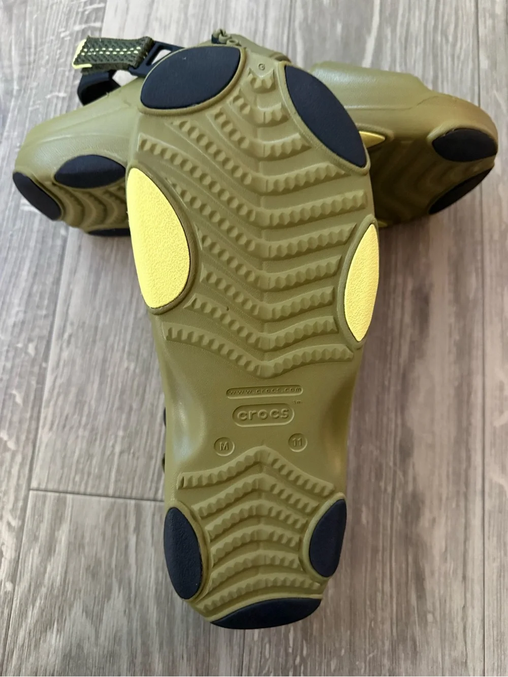 CROCS All Terrain Mens Sandals Olive Green Adjustable Heel Straps Size 11 207711